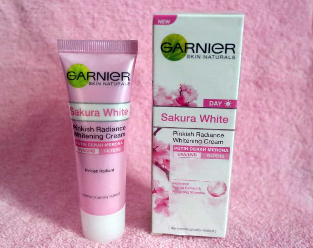 Garnier Sakura White Pinkish Radiance Whitening Cream