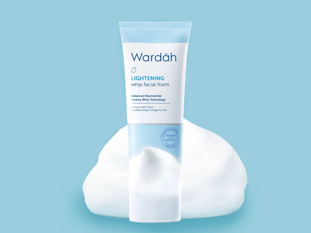 Wardah Lightening Whip Facial Foam - facial foam untuk kulit berminyak dan berjerawat