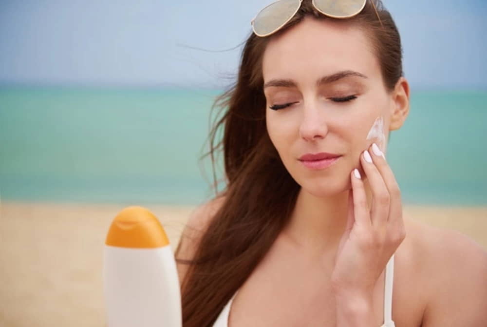 sunscreen untuk kulit berminyak dan berjerawat