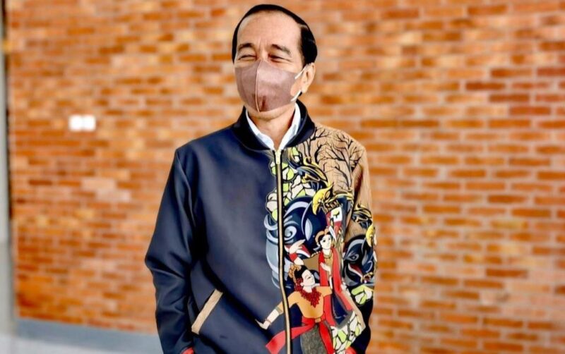 Jaket Batik