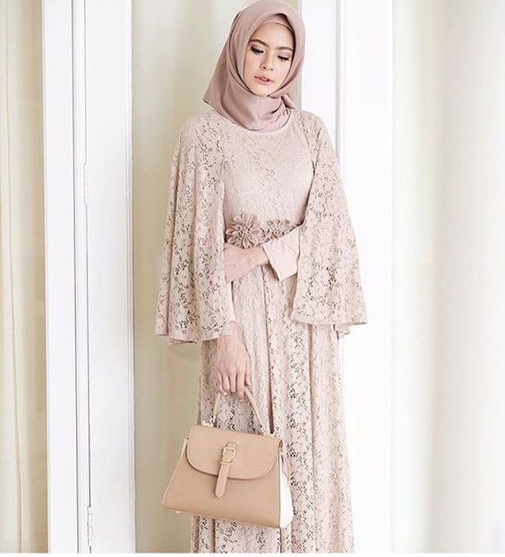 Lengan cape dress