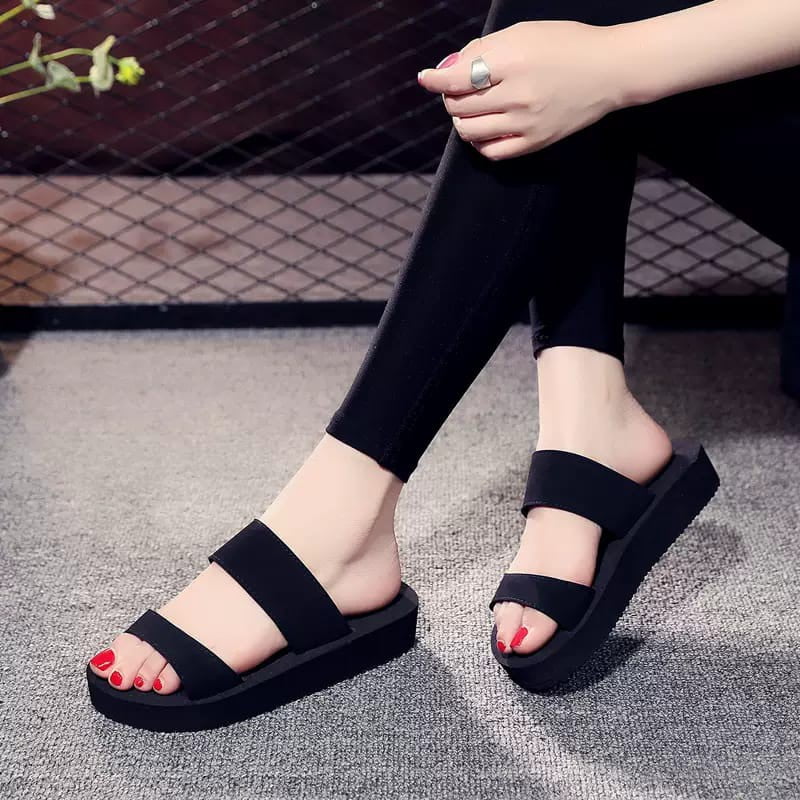 Wedges Karet dengan Cross-trap