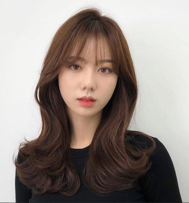 Model Rambut Panjang Korean See through Bangs